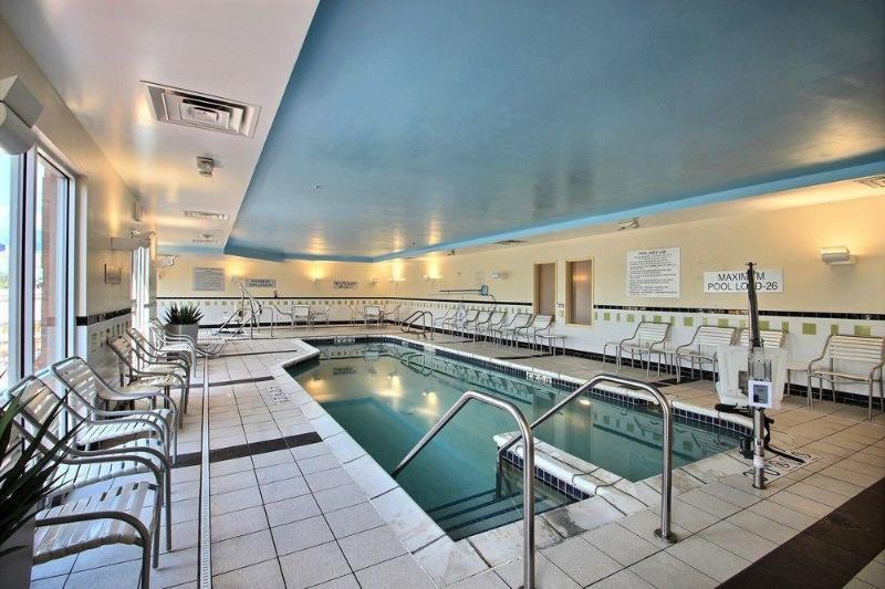 Fairfield Inn & Suites By Marriott Milwaukee Airport Oak Creek Ngoại thất bức ảnh