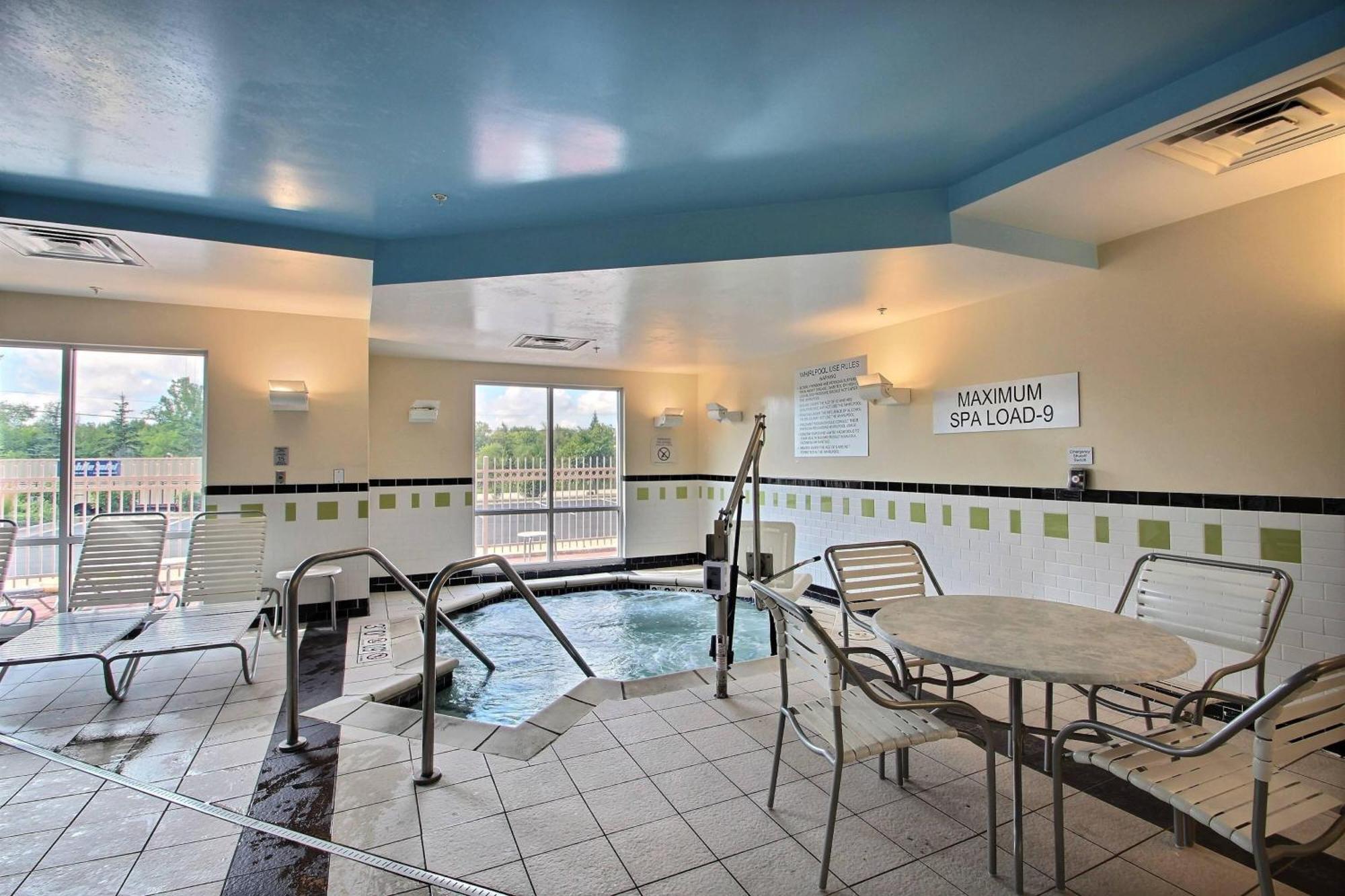 Fairfield Inn & Suites By Marriott Milwaukee Airport Oak Creek Ngoại thất bức ảnh