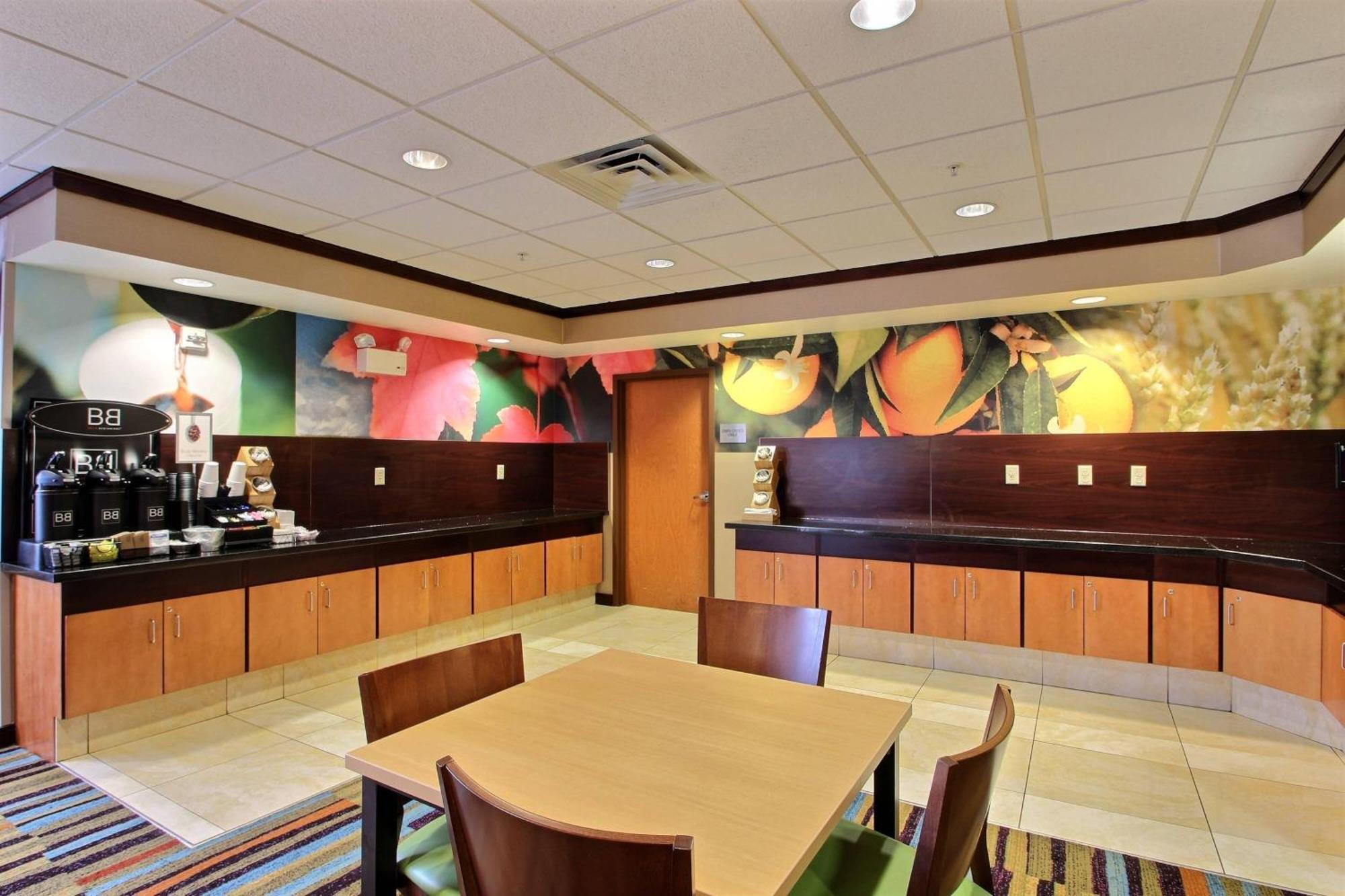 Fairfield Inn & Suites By Marriott Milwaukee Airport Oak Creek Ngoại thất bức ảnh