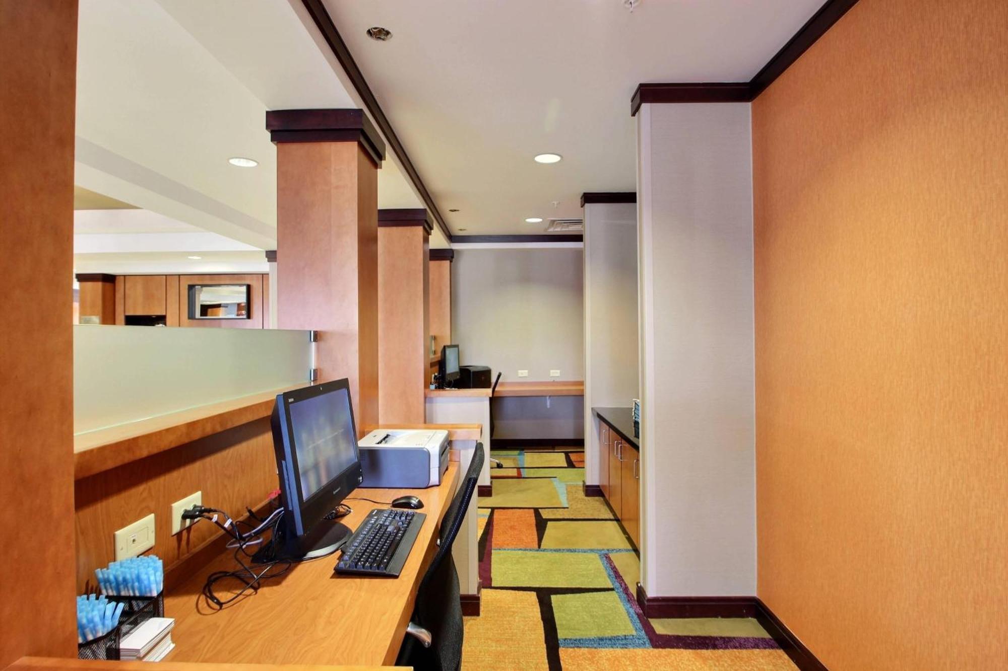 Fairfield Inn & Suites By Marriott Milwaukee Airport Oak Creek Ngoại thất bức ảnh