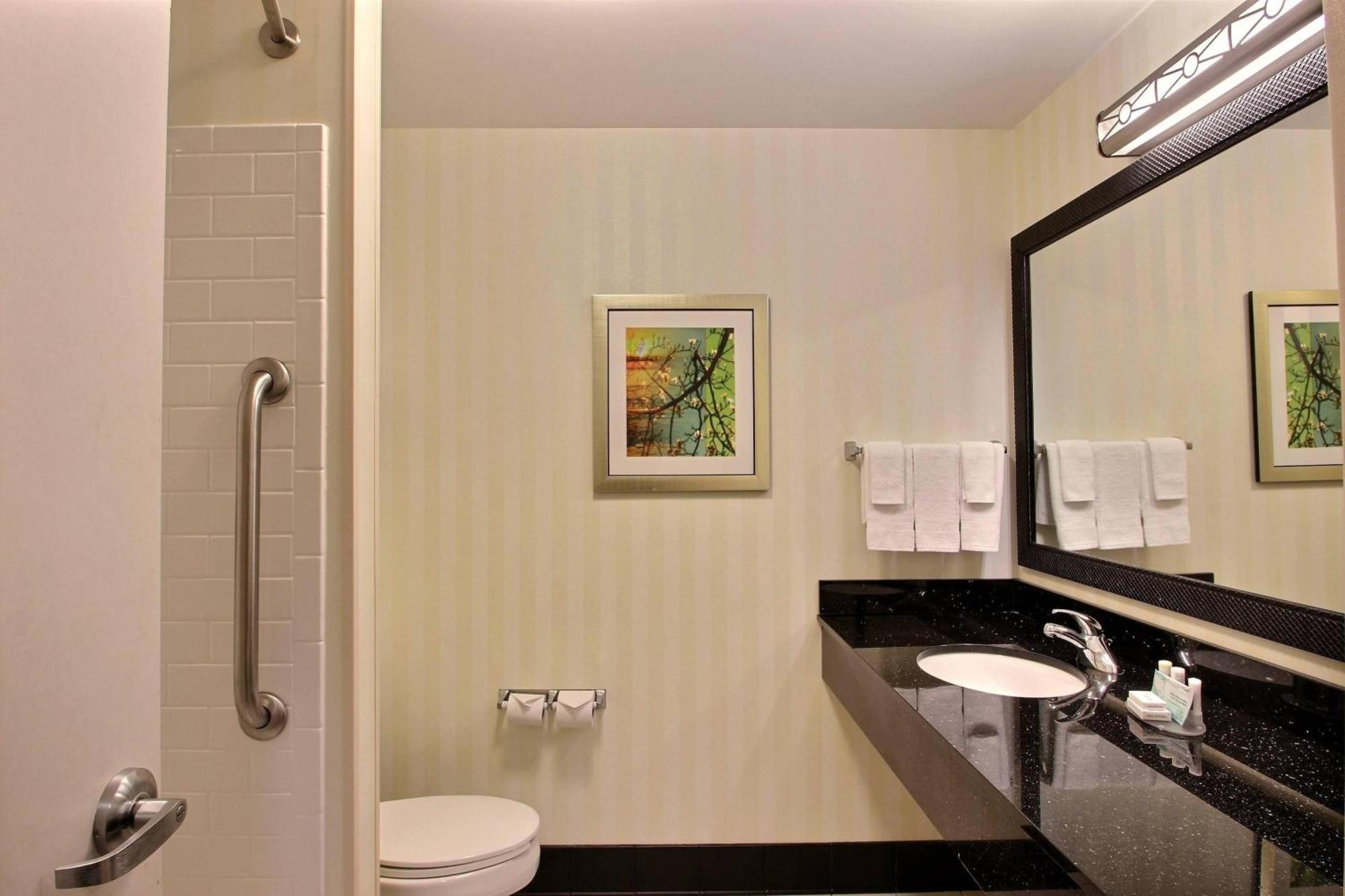 Fairfield Inn & Suites By Marriott Milwaukee Airport Oak Creek Ngoại thất bức ảnh
